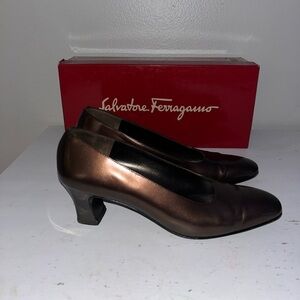Vintage Salvatore Ferragamo Womens Brown Leather Heels Size 7.5 y2K  With Box